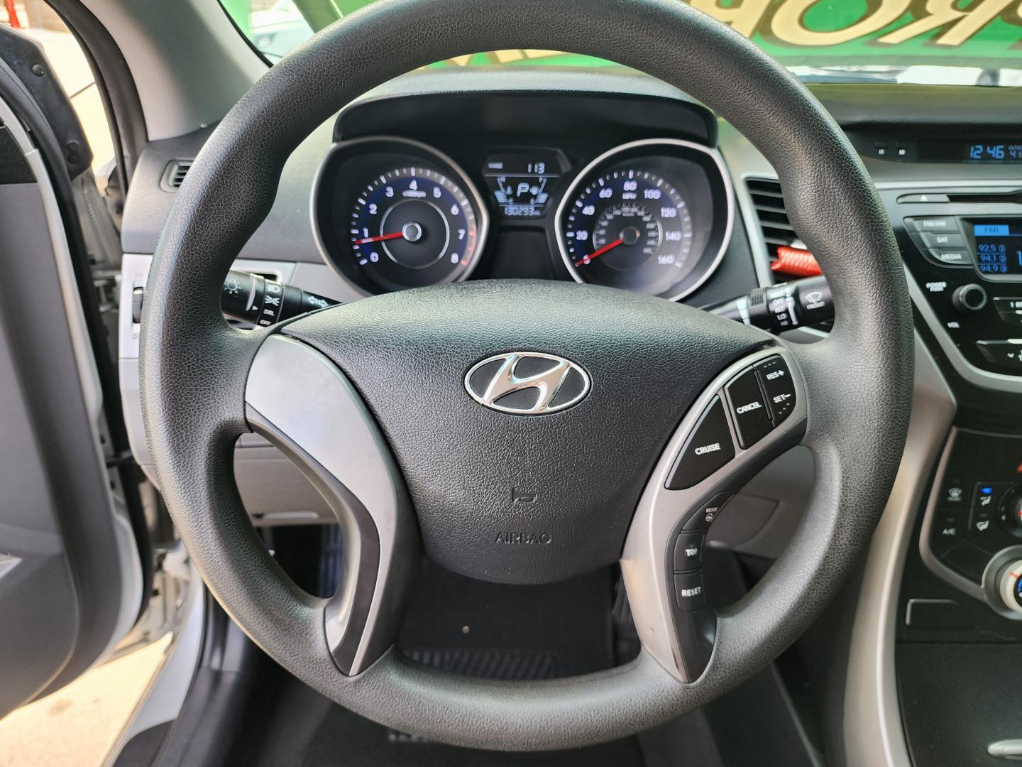 2015 SILVER Hyundai Elantra SE (5NPDH4AE4FH) with an 1.8L L4 DOHC 16V engine, 6-Speed Automatic transmission, located at 2660 S.Garland Avenue, Garland, TX, 75041, (469) 298-3118, 32.885551, -96.655602 - Photo#12